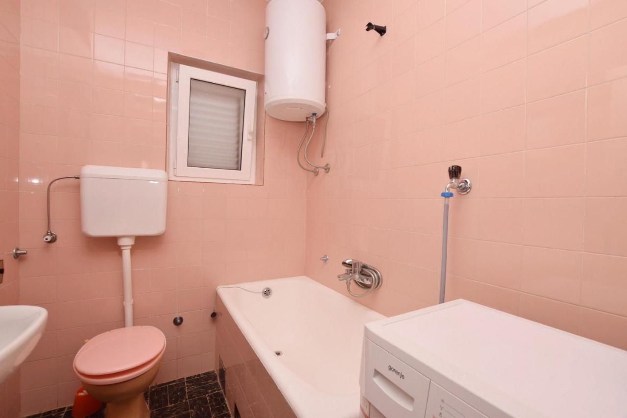 Apartments Andrija Pirovac Eksteriør bilde