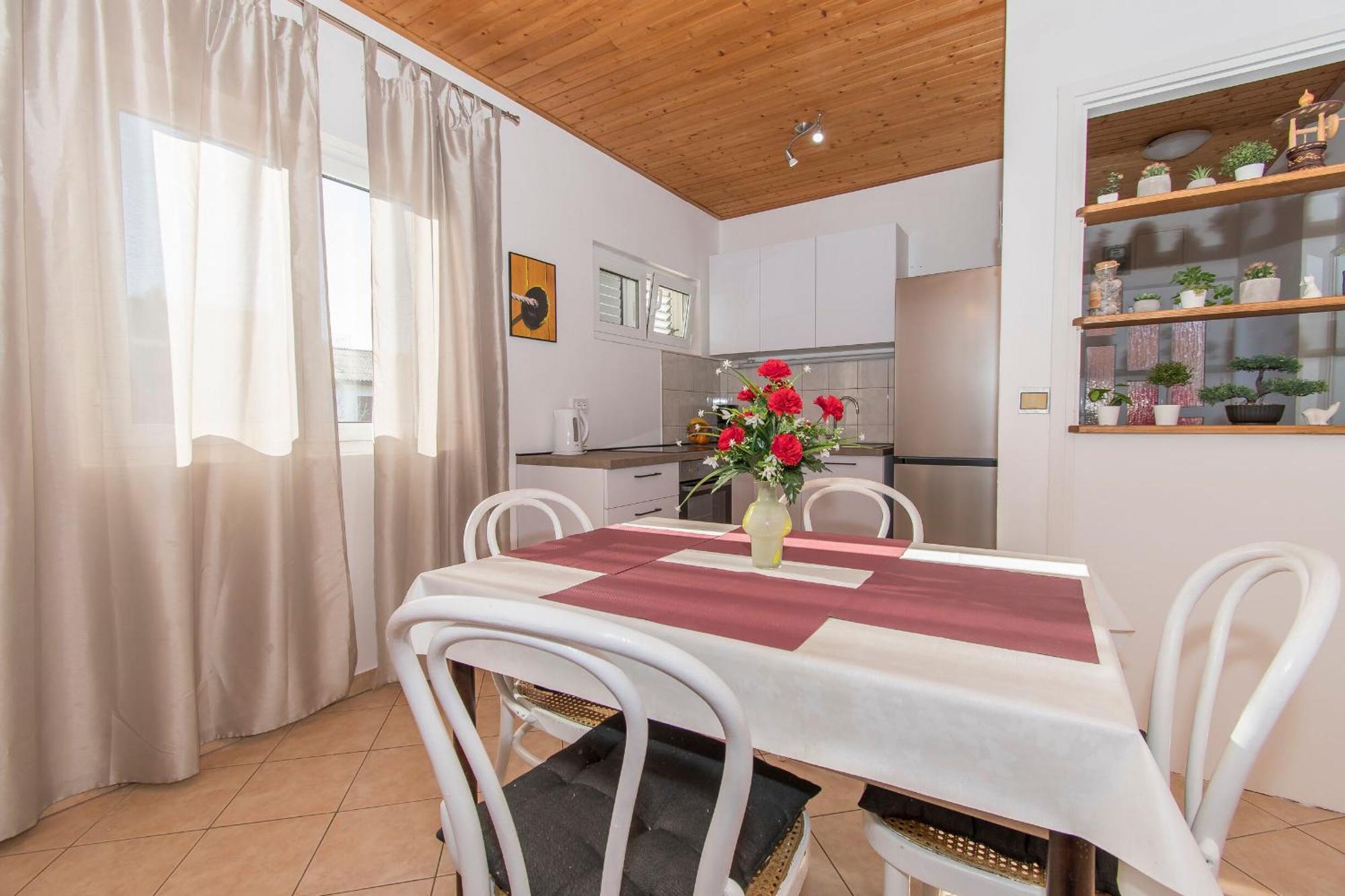 Apartments Andrija Pirovac Eksteriør bilde